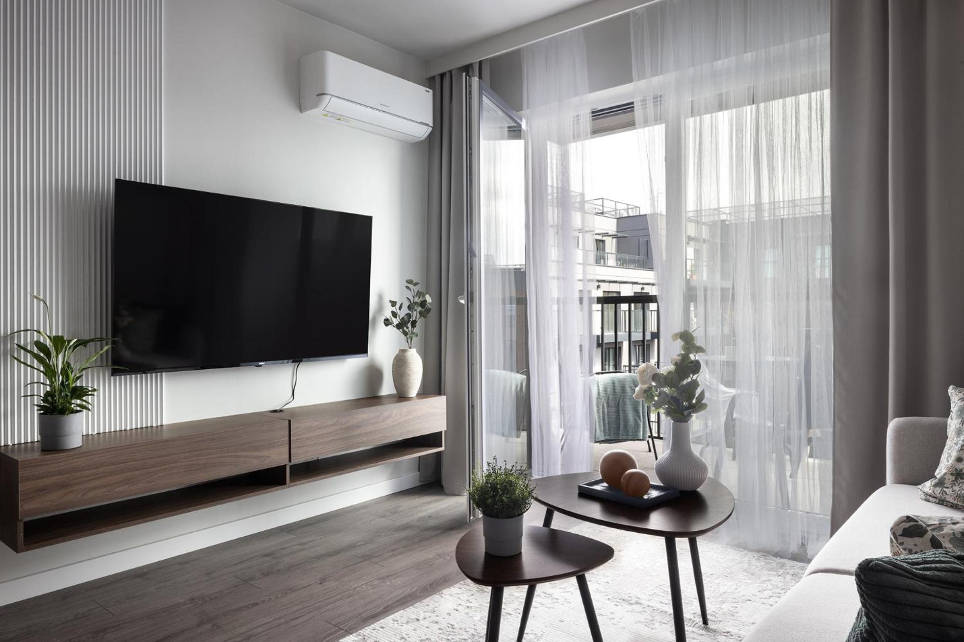 New #Madalinskiego57 - City Center, New Bulding, 2 Bedrooms, 2X Double Beds And A Fold-Out Sofa, Separate Kitchen, Air Conditioning, Balcony, Underground Parking, Self Check In 24H, Internet, Netflix, Coffee Machine, Washing Machine,1 Km To The Railw Wroclaw Bagian luar foto